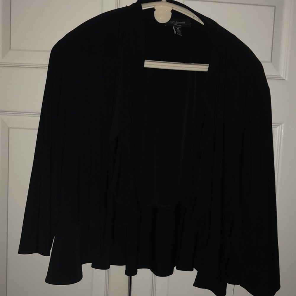 Black shrug